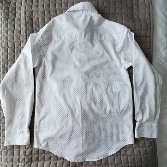Calvin Klein Button-Down Long Sleeves Shirt, Boys, Size 10 Regular - Picture 7 of 9